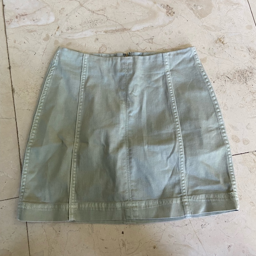 MINI SKIRT